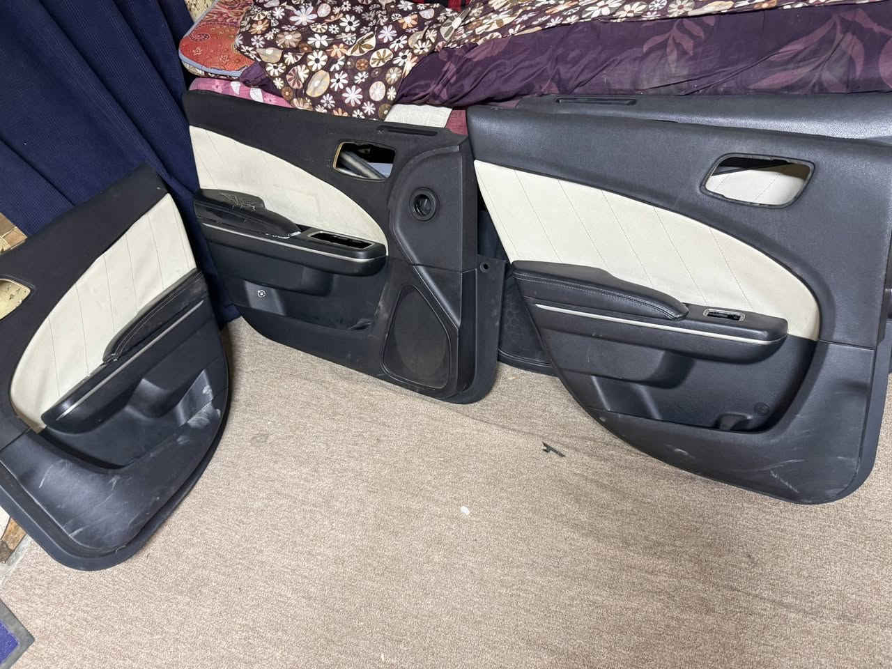 بطاين نقص يده اناميه لبصف السايق بغداد الحسينيه ***********
