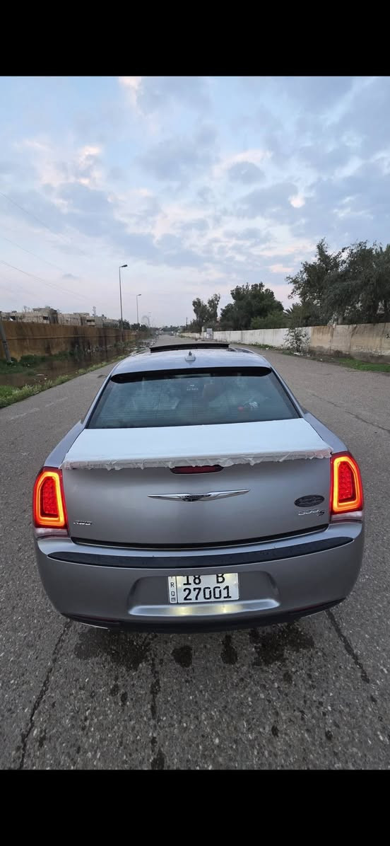 سلام عليكم السعر ١٩٥ مستعجل البيع
*********** شهاب بغداداوبامه مديل ٢٠١٨.  طببتها كتاب ضباط دخول جديد سياره بسمي رقم بابل حادثها فقط بنيد وبيها كلير باب وجاملغ مو صبغ 

سياره فول
