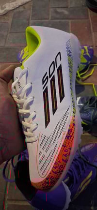 أف ٥٠ • قياس ٤٢ • فيتنامي