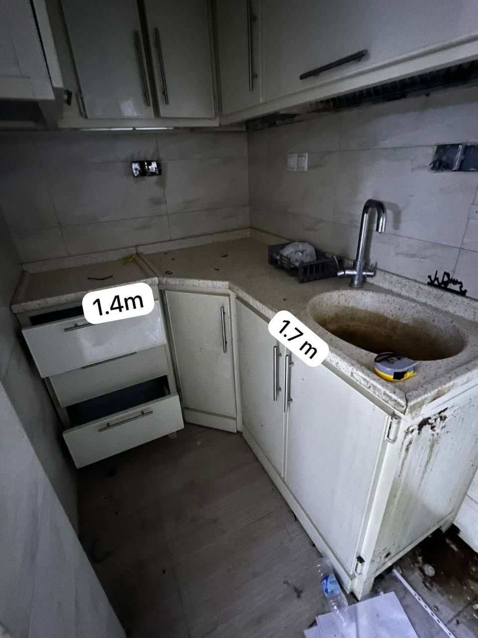 كاونتر المليوم وسنك مرمر نضيف السعر مناسب عنوان بغداد المشتل  الي يريدة يدخل خاص يراسل  لو يتصل علا هاذ الرقم  ***********  بي وتساب
