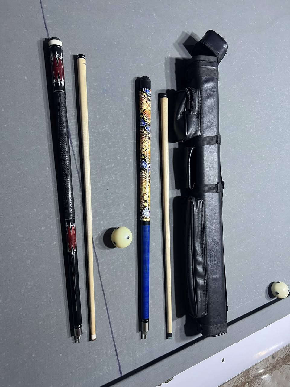 السلام عليكم 
كيوب فوري مستخدم قليل 
كيوب كسره وجامب 
صول+ جوك +جنطه 
كامله العده ابيع


**إذا كنت صاحب هذا الإعلان وتريد حذفه لأي سبب، رجاءا أرسل رسالة إلى الدعم الفني**