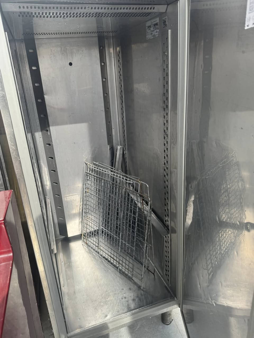 حافضه ايطالي حديث تجميد

نضيفه جداً ومستعمله قليل

العنوان البصره

اللتفاصيل مراسله الصفحه أو ألاتصال ***********
