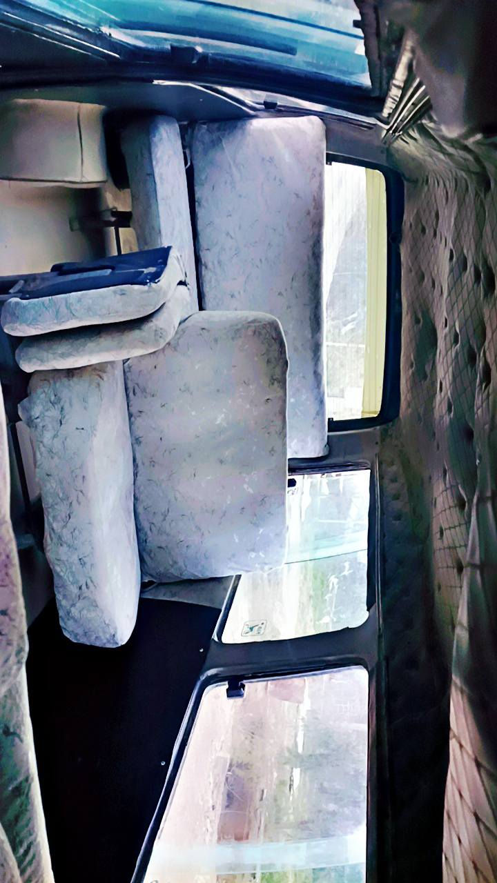 السلام عليكم كيا للبيع كوم حديد موديل94 مكينه وكير وكسن وحداديه وتخم تاير خير من الله السياره كلشي ماعيزه 
 السعر 20 وبيه مجال  العنوان أبي غريب 
***********
***********
