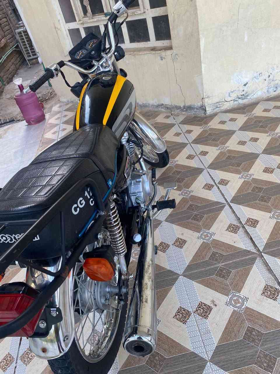 اسلام عليكم
دراجه نامه ارشا للبيع 
دراجه صالي شهرين من ماخذه دراجه نظيفه
موديل 2025
السعر خاص 
رقم ***********
