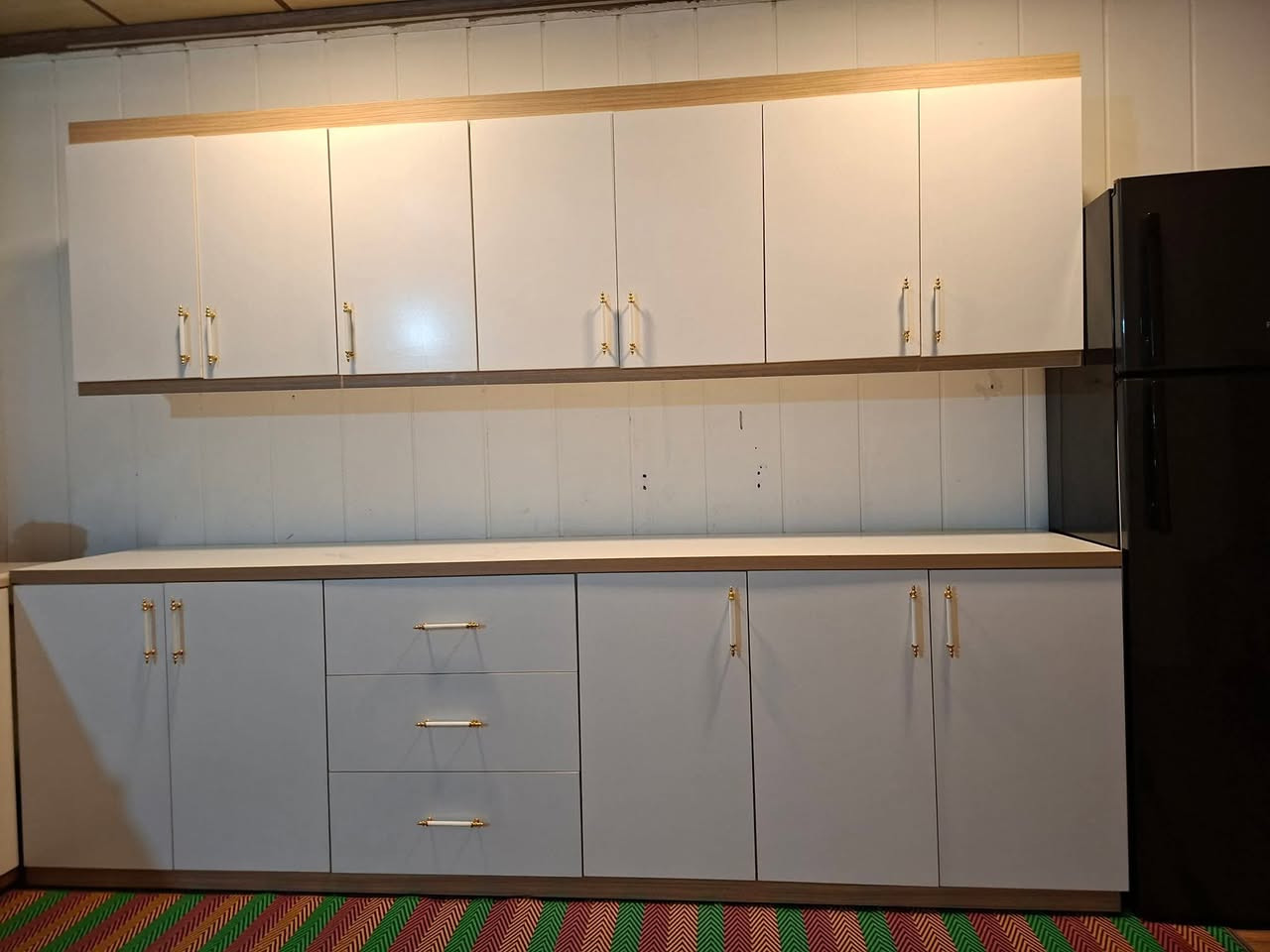 سلاو به ريزان كه وانته ركامل ئيم دي ئيف زور خاوينه سه روبن دريژي سي مه تره سنگه كه ي دوو مه ترونيوه بو فروشتن )(***********)شوين رانيه
