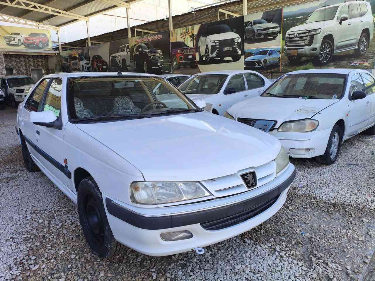 بيجو بارص 
٢٠٠٧
كير مكينه مكفولات 
سياره بيها فقط بابين والباقي بلادي 
سياره نضيفه مال مزاد وزاره داخليه 
معفيه من كمارك ترقم بلاش 
***********
مكاني حله
السعر ٢٤ورقه
