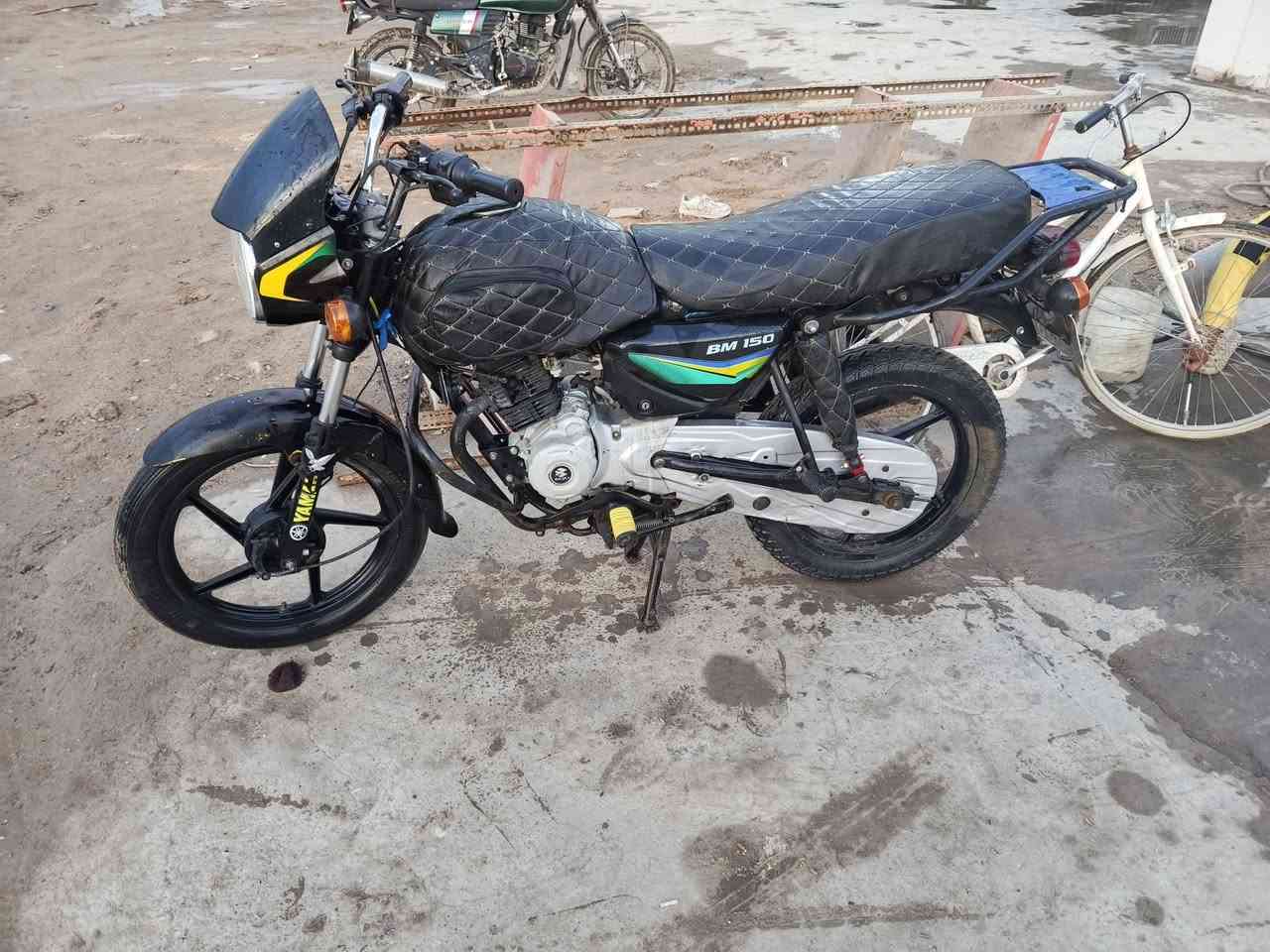 يالله ع بركت الله بوكسر 22 مرقم دراجه مجفته يم دكان سليم صار سبوعين من مجفتها ممشتغله دلفري مجرد بس اروح وجي بيها لشغل دراجه عوزها فقط كابريتر تجي وتجيب فيتر وتفحص ع كيفك من اكلك دراجه حلوه حلوه بس كابريتر يخربط ***********
. متواجد وتساب وتصال ماسنجر ما متواصل سعر مليونين وبيها مجال حك جيه كتلك تجي تفحص وجيب فيتر تايرات جدد مكاني بغداد بوب شام
