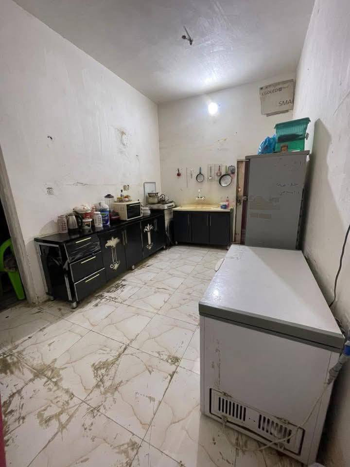 سلام عليكم
بيت  100 متر غرفتين وصاله وصحيان ومنور خارجي عنوان ناصريه الثوره بفرع المفوضيه ايجار 400 للاستفسار *********** واتساب
