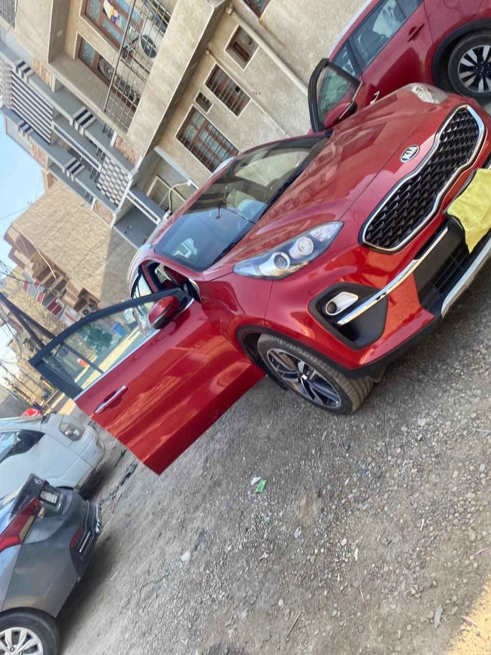 سلام عليكم شباب سبورتج للبيع موديل 2021
الموصفات نص بصمه تشغيل عن بعد 
مري شفط رادار امامي خلفي كأمره 
كشنات جلد السياره مكفوله كفاله عامه شرط الفحص 
السياره خليجي 
السياره بسمي تحويل ثاني يوم 
المكان بغداد 
السعر 210 وبيه مجال 
(***********)
(‭0773 220 9032‬)
