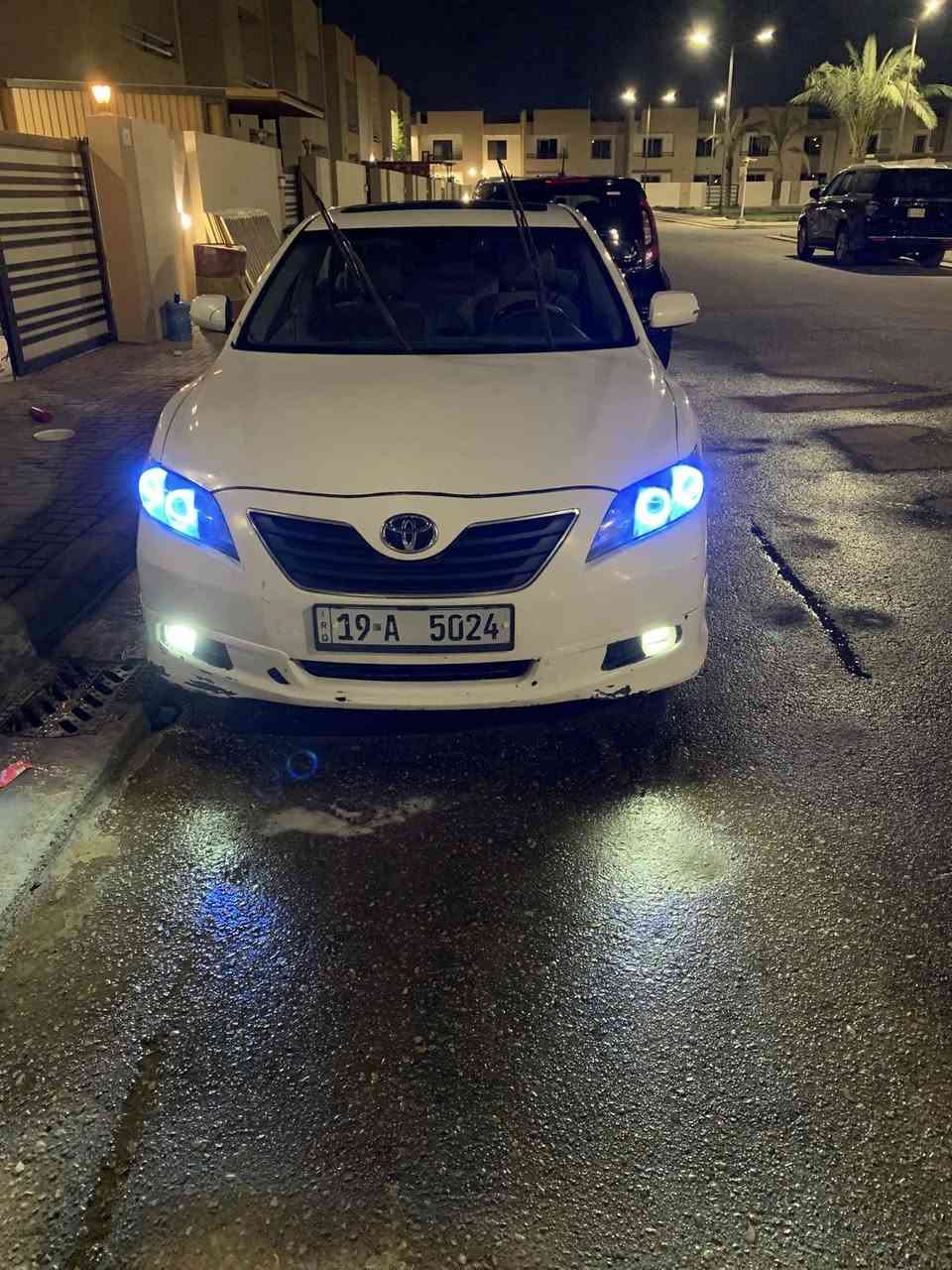 السلام عليكم 
كامري ٢٠٠٩
خليجي مكفولة من الضربة بيها جاملغ خلفي صبغ اثر شخوط
فول مواصفات
بيها منضومة زنون وزارعلها عدسات تحكم بلوتوث
مسجلها الأصلي زارعلة بلوتوث
كاميرا خلفية دوارة 
محرك مفتوح 
كير سليم
نقصها السلايد روف عطلان يحتاجله زنجيل 
ودجة مال المكينة يحتاجلها تبديل
تبريد ثلج
كهربائيات فول 
السيارة ترايها للبصرة 
سنوية باسمي تحويل شرط
باقي التفاصيل بالصور
رقم كربلاء 
مكانها كربلاء 
السعر ١١٧ بيها مجال بسيط
***********
