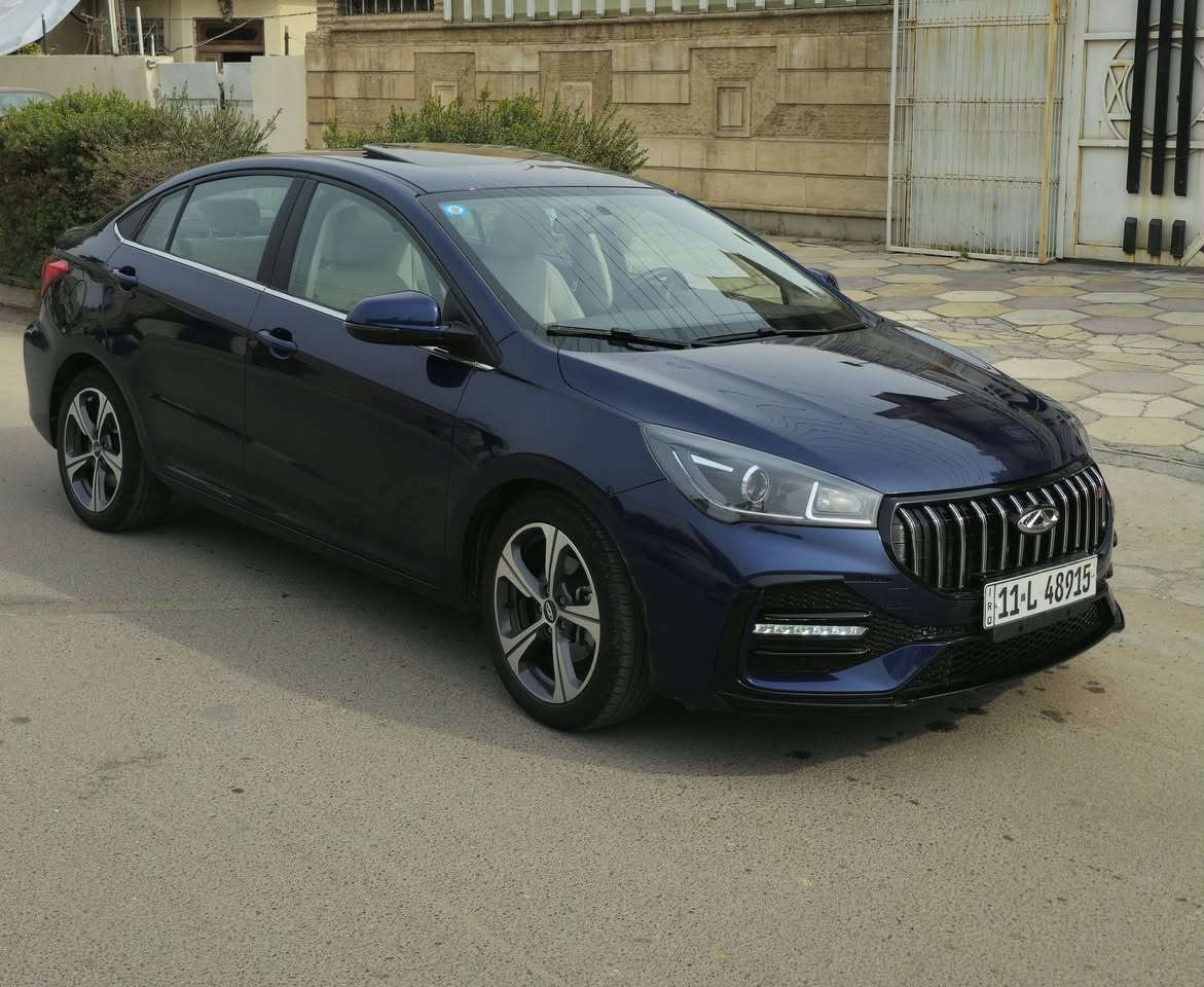 اريزو 5  فول مواصفات موالعاديه
ماشيه 15 الف فقط
رقم بغداد باسمي
فتحه سقف
داخل جلد ابيض مميز
ويل 17  
شاشه بلادي
اندرويد اوتو + ابل كار بلي
تبريد ينعرض بلشاشه 
كاميرا دواره
اشاير بلمري + طوي اوتو
لون حبري 
8 ايرباك 
تحكم ستيرن جهتين 
تثبيت سرعه
تبريد خلفي وامامي
رادار جوانب 
بيه درع من جوه هذا لفول هيج لمواصفات لعاديه مابيه
داخل ضمان + دفتر ضمان 
ومعروف اسعار لفول بلشركه بيش

العنوان _ بغداد _ البياع 
***********
سعر 112 ورقه مجال جدا بسيط
