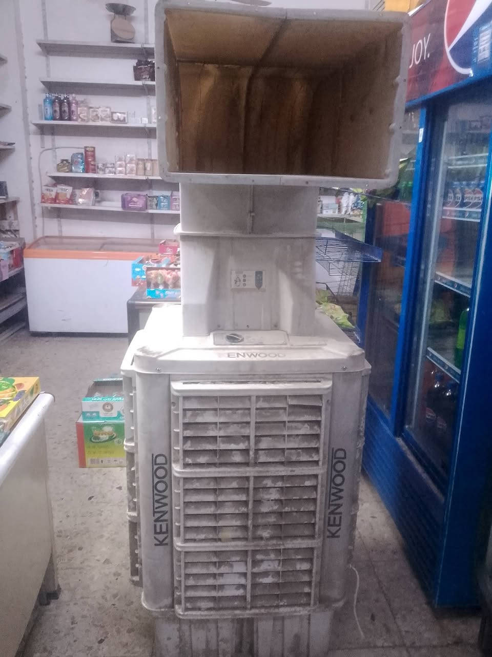 السلام عليكم مبردات للبيع ***********
