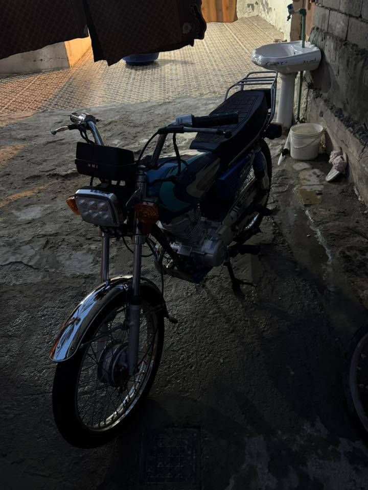 مديل 21 اوراق كامله كبل ترقم  سعر مليون وربع وبيها مجال رقم ***********
