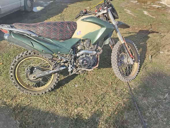 اسلام عليكم دراجه قفاز للبيع جاهزه السعر 750وبيه مجال حك الجيه مكاني صلاح الدين. شرقاط.
***********
