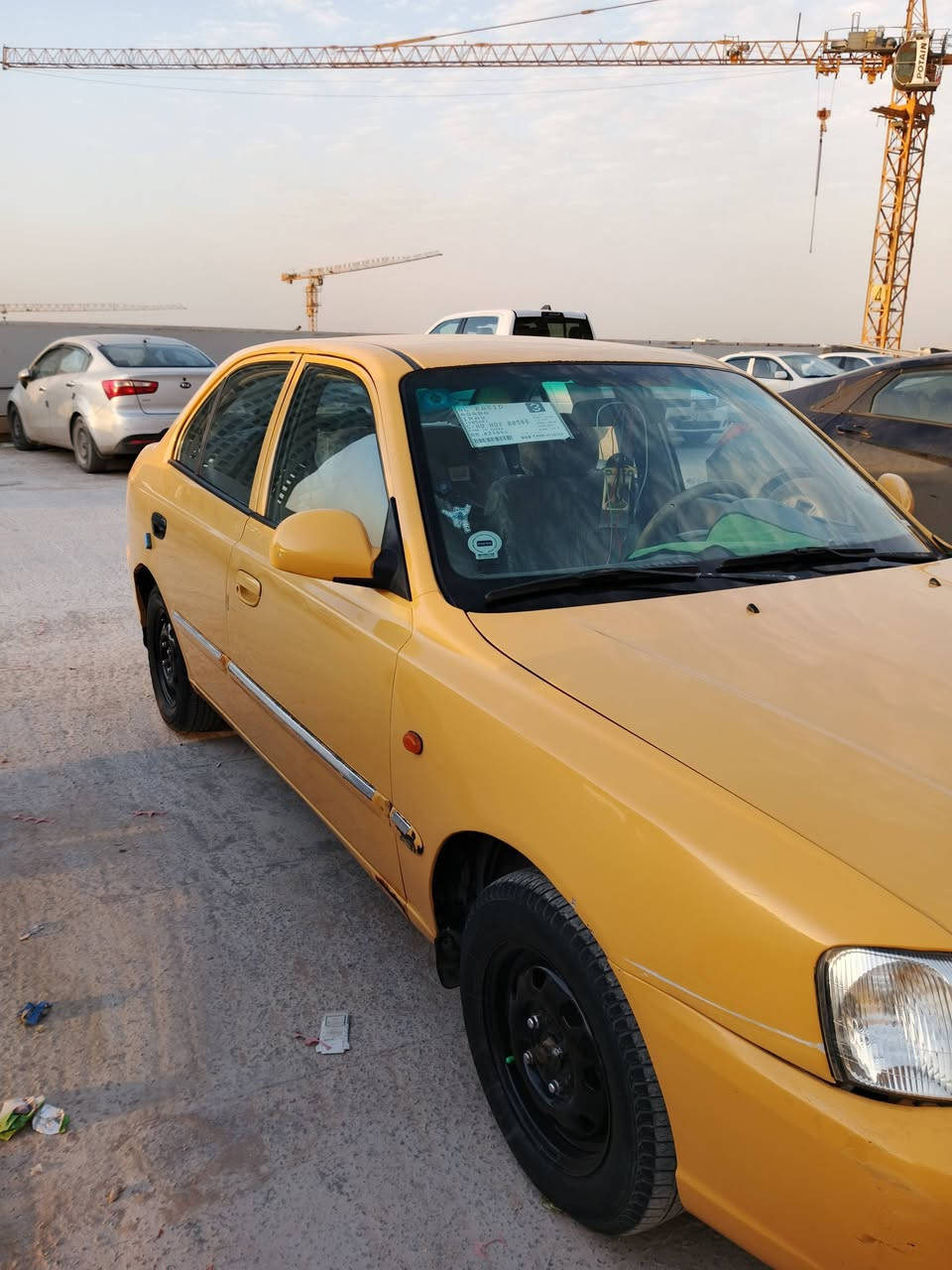 سلام عليكم
للبيع فيرنا موديل ١٤ معيودة كير مكينة كفالة تبريد شغال بيها دوائر معجون صدرها نص عمر وبيها خياسات سنوية جديدة مصغرة هيئة وغرامات وباسمي السيارة مكاني بغداد البياع ***********
