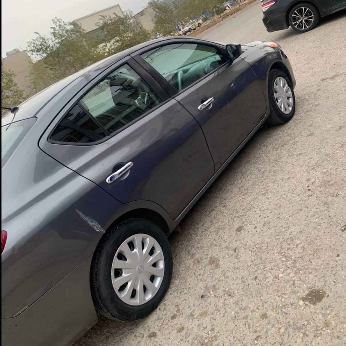 نیسان ڤیرسا  2018 مواسەفات SV
فولە تەنها سلایت نیە 
تەقەو رەقە بەشەرت
بەناو خۆمەوەیە وەکالەش ئەکەم
دوو پارچەی هەیە 
سەیارەکە زۆر خاوین و جوان ماوەتەوە 

سعر : لە کۆمێنت داوابکە ڕاستەخۆ بۆت دیت 📩 

گێر و مەکیەنەی بەشەرت 
هیچ کێشەیەکی تێدا نییە 

بۆ زانیاری زیتر لە واتساپ یان ڤایبەر نەمە بنیرە
***********
