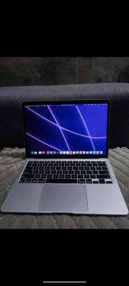 سلام عليكم
ماك بوك اير M1
رام 8g
ذاكرة 256ssd
بطارية تطول ٨ ساعات
السعر 625 الف قفل 
رقمي ***********
مكاني بغداد البياع
