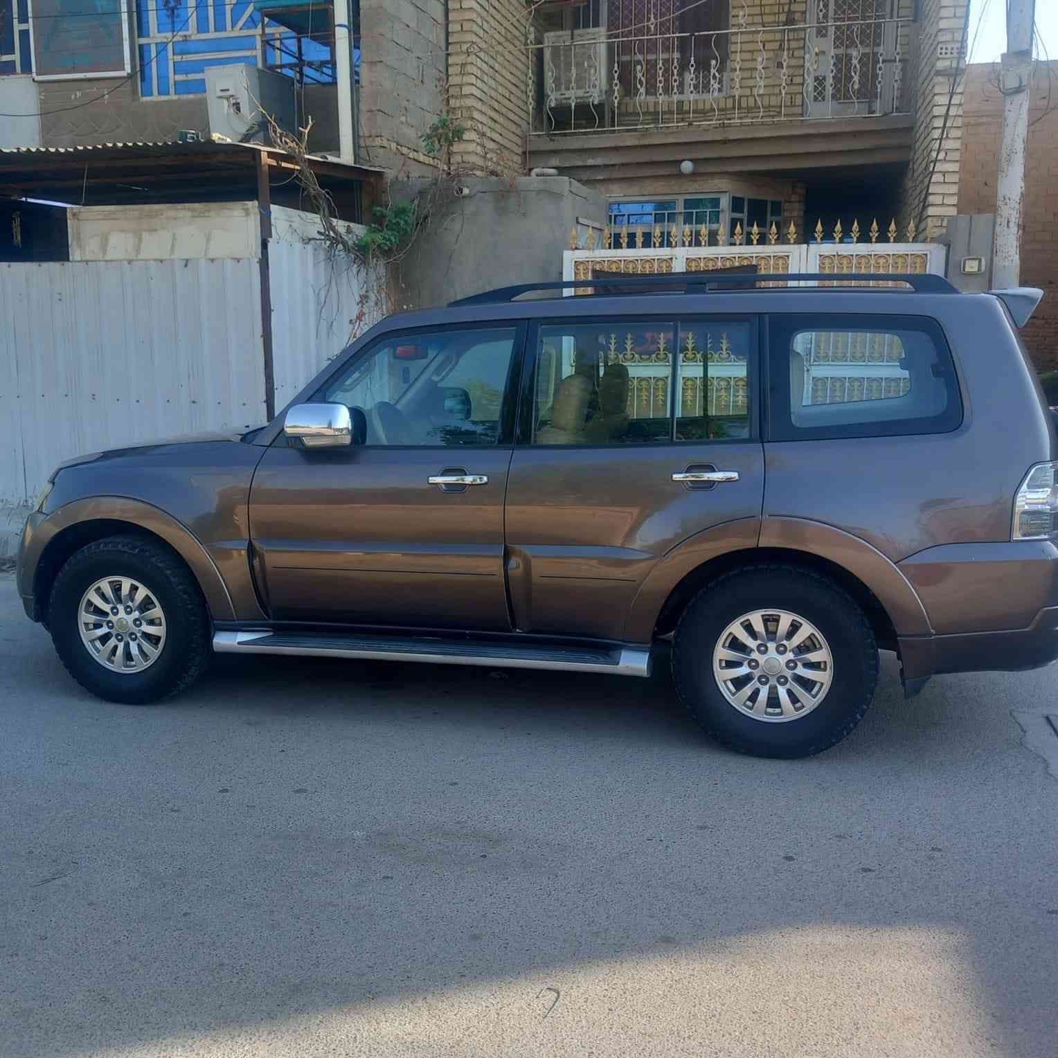 باجيرو ٢٠١٠
للبيع او مراوس 
مكفولة عدا شبر بالجامغ الايمن الامامي المحرك ستندر ٦سلندر 
٣٥٠٠ تدفئة تبريد ماشيه ٩٠ الف 
إشارة بالمري مري شفط 
السياره بأسمي مكانها بغداد 
السعر ١٤٥
***********
