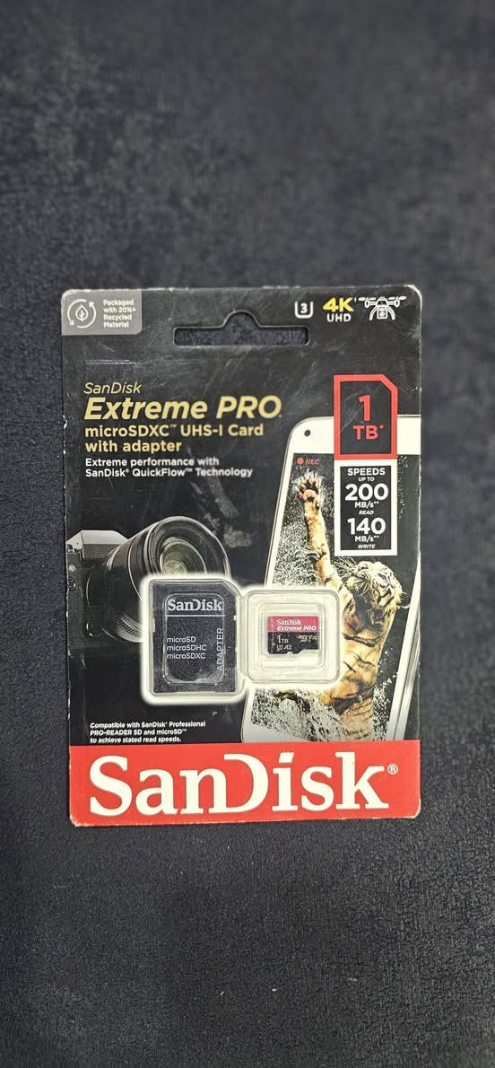 متوفر
LCD 256 GB 
مرتين فقط مشغل الجهاز وممنصب بي أي لعبة بعد والبطارية ١٠٠
مع ميموري 1tb اصلي 
مع شاحن إضافي 
متواجد دهوك وموصل 
ومتوفر توصيل لكل محافظات العراق بكارت رصيد ١٠ اسيا او كورك يستقطع من الحساب


**إذا كنت صاحب هذا الإعلان وتريد حذفه لأي سبب، رجاءا أرسل رسالة إلى الدعم الفني**