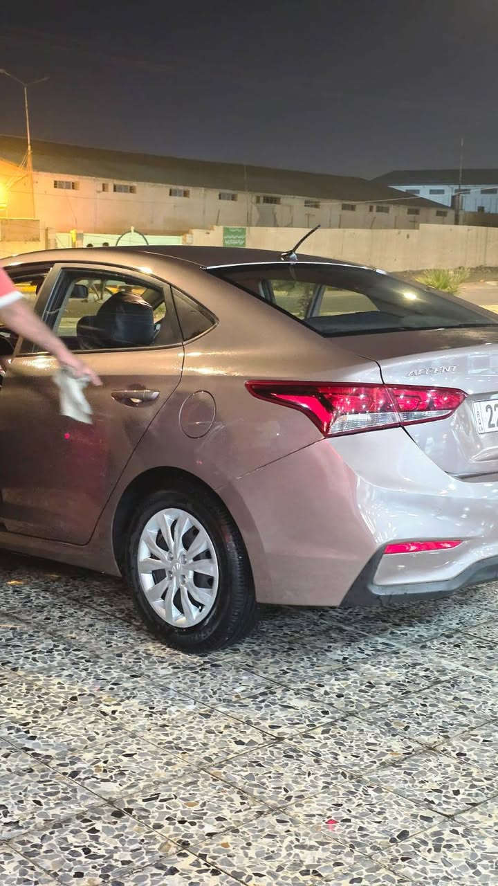 اكسنت موديل ٢٠١٨ رقم اربيل
 كير اوتوماتيك وارد كوري محرك ١٤، كلين بدون ضرر 
السنوية باسمي تحويل فقط
كوبون بانزين موجود
عالرقم التواصل *********** فقط
