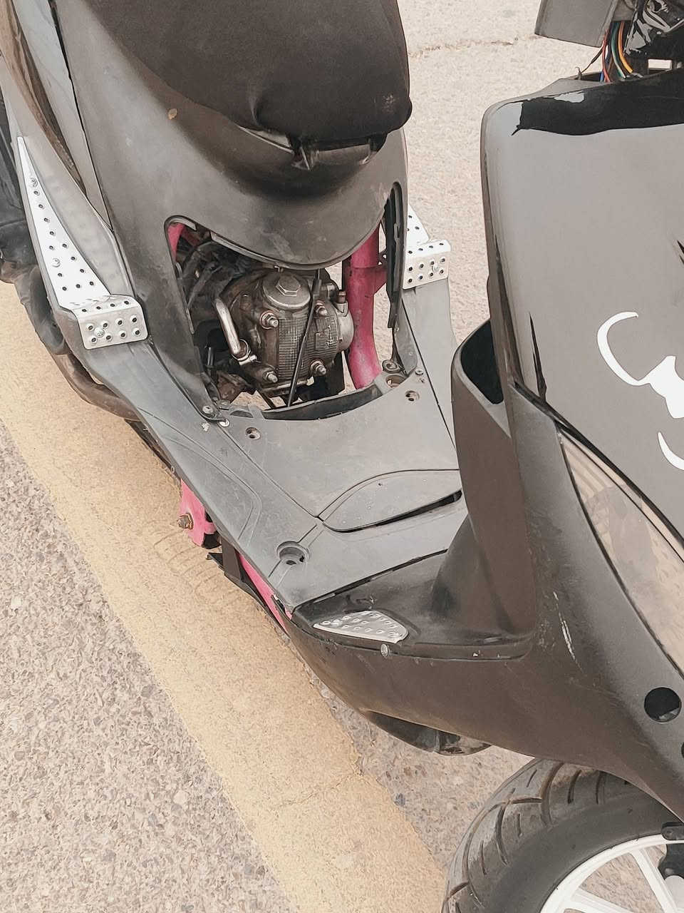 دراجه ماكس عدله مزوعةتزويد سرعه 120 بوشه 55 الدراجه تشك الكاع هاون
بريك رياضي KOSO برتقالي🧡

مروحه فلاوين رياضي احمر❤️

صالنصه fm صوت يخبل وبيها رمي طلق🖤

ستاند سبع الوان KOSO💜 

كلج خلفي رياضي شلعه ومعدل WF اخضر ابو الصفاره💚

كلج امامي رياضي طياره WF ازرق ابو الصفاره💙

جناح كاربون فايبر رياضي 🔥

شاصي لون كرزي صبغ حراري ميوكع ابدد 💜

شيال رياضي طوله مثل طول البلاد 🖤
 
وياله اصلي مشيف ثنين لون ابيض رياضي حراري🤍 

سلف رياضي🧡

يدات لون سلفر مزود 🤍

ارضيات سلفر رياضي🤍

دبل امامي بلادي اسود جديد 🖤

دبل خلفي رياضي جديد ابو الهوه🧡

(دراجه تشك الكاع نصبه وشلعه ومعدل طياره جيب فيتر وافحص اكفلك من السرقه والمكينة)

مكاني حي الجامعه للتواصل 
*********** 
تواصل والسعر بي مجال بالخاص
