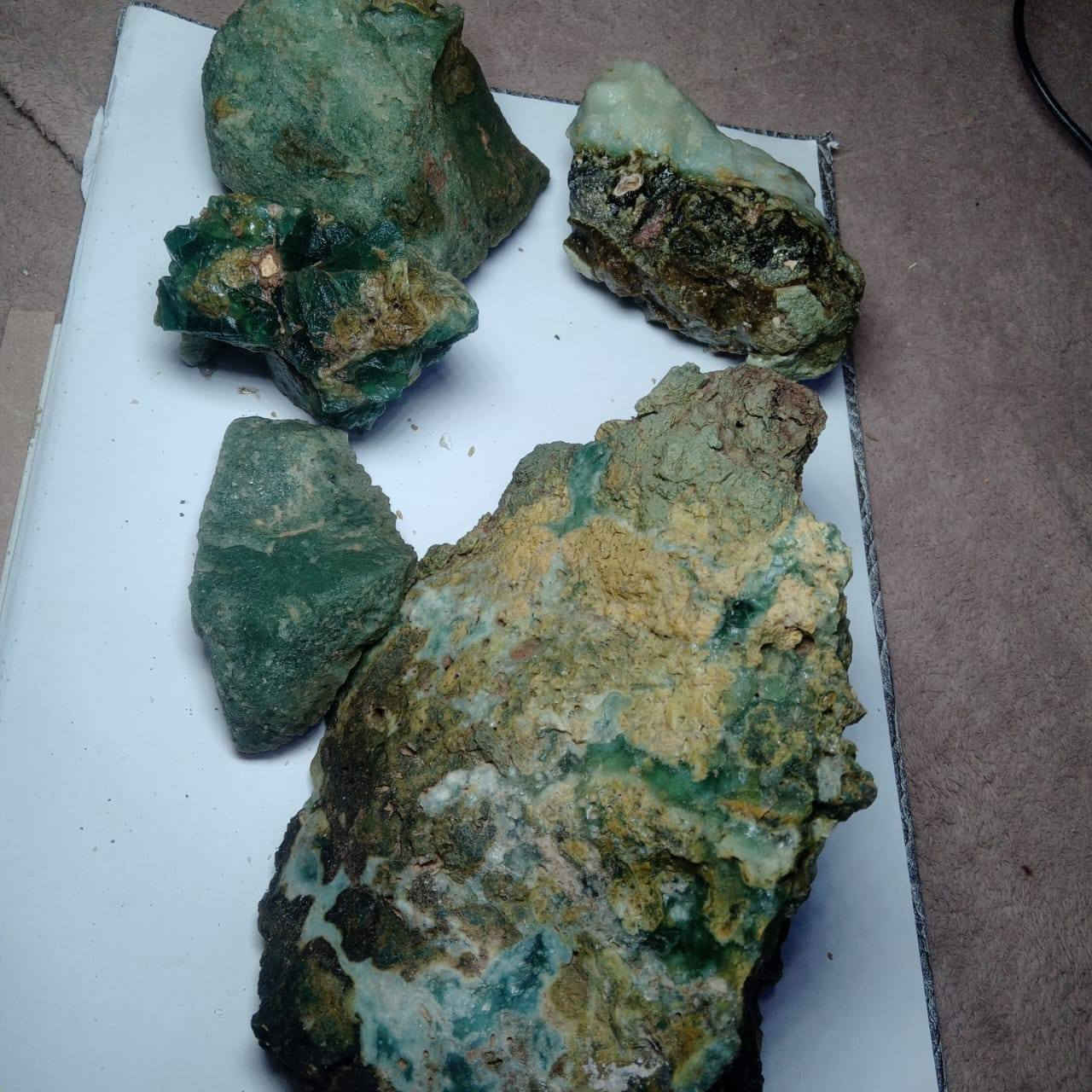 عندي كميه من الحجار القديمه  اللبيع من يشتري


**إذا كنت صاحب هذا الإعلان وتريد حذفه لأي سبب، رجاءا أرسل رسالة إلى الدعم الفني**