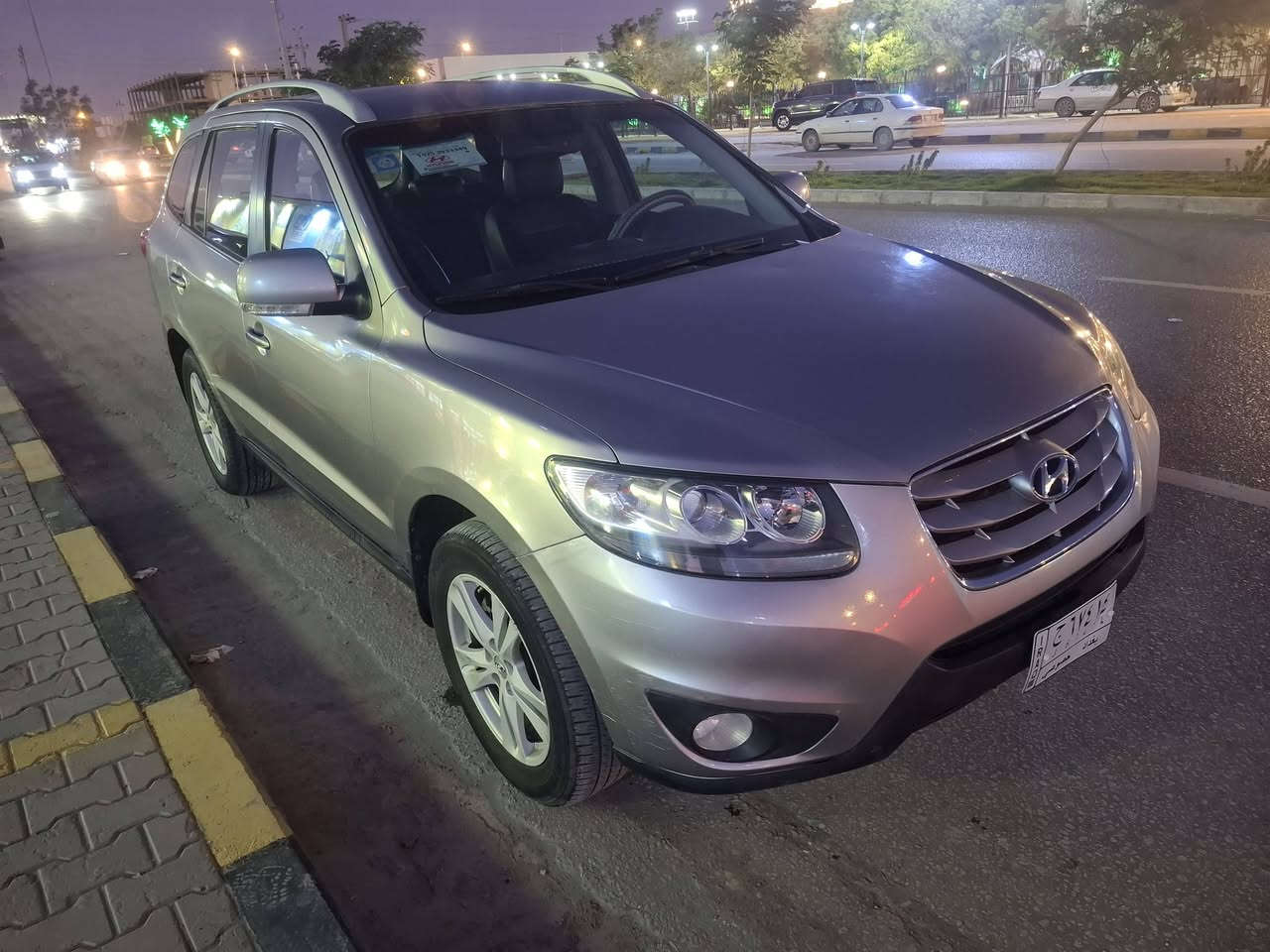 السلام عليكم للبيع سنتافي موديل ٢٠١٠ رقم بغداد سنويه ٢٠٢٨ فول موصفات مكينه ٦سلندر جلد فتحه تبريد ٣قطع مكاني نجف السعر ١٣٥ وبيهه مجال بصيط للاتصال ***********
