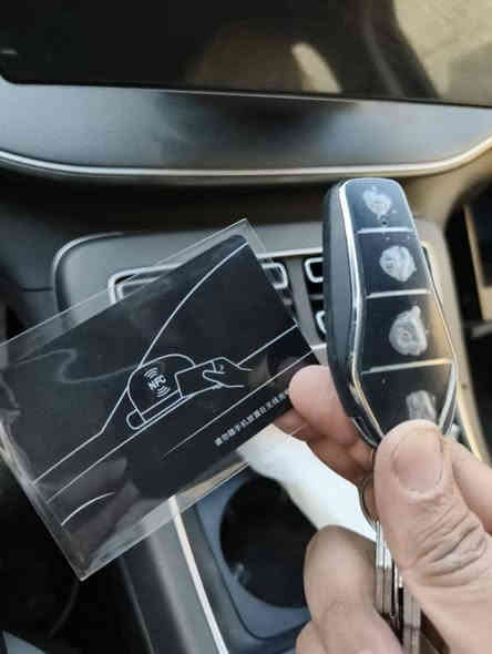 السلام عليكم للبيع السياره 18و200 مليون كفاله عامه ماشيه 1134 الاف  مكانها حي اورر فحص موقت
الاستفسار الاتصال ***********  غراضه كامله بلجيس
