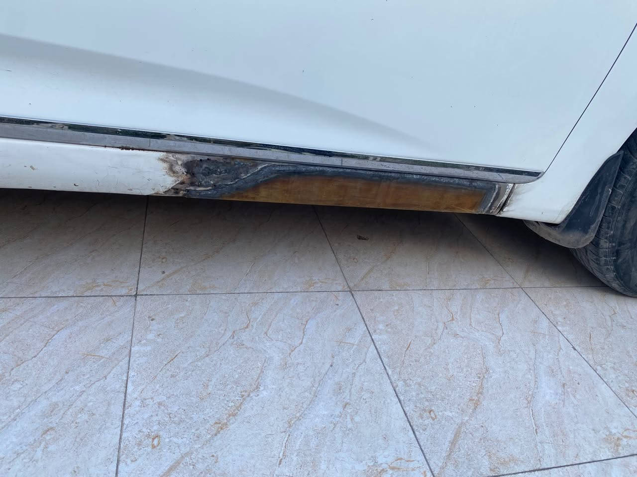 السلام عليكم اكسنت 2016 خليجي مكينه 1400مبدل بنيد وتعديل بارد بلجنطه وجاملغ يحتاجله صبغ مع الدوسه ماشيه 180 كيلو متر واكو مشكله بكانترول الكير ب 70 وبيها مجال لاستفسار لاتصال على *********** مكانها بابل
