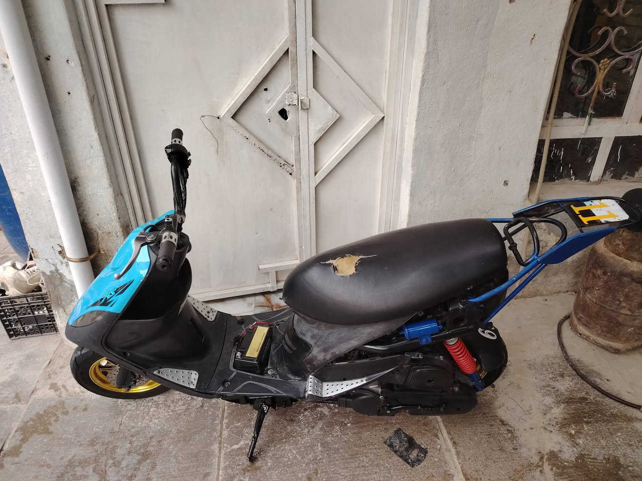 سلام عليكم دراجه ماكس عدله للبيع دراجهه حلوه ونضيفهه شغالهه هندر وسلف ومزوده بوشه 55 وصالنصه FM ويلاه مزوده 
 السعرر خاص 
الديوانيه الحمزه الشرقي 
 وهذا رقمي   ***********
