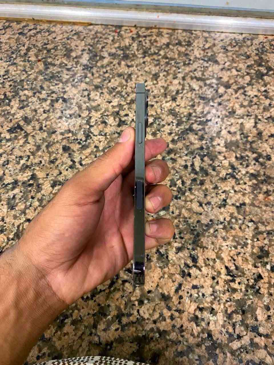 ايفون 12برو ماكس ذاكره ٢٥٦ بطاريه ٩٦ وتر بروف جهاز مامفتوح فقط ضهر بي فطور كلشي شغال ومامبدل ولاقطعه فيس ايدي شغال كلشي  ع وضع شركة مكاني بغداد الحسينيه متواجد واتساب ***********
السعر 425 وبي مجال قليل
