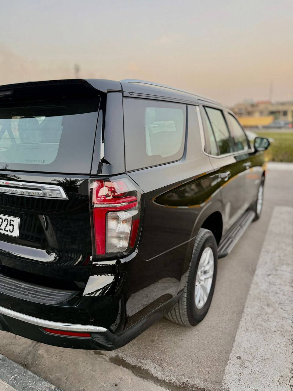 تاهو LS للبيع موديل 2024 بجم برايمر علامة سودة
رادار
ماشيه 18  ألف
رقم بغداد تحويل مباشر 
وارد خليجي وكالة المنصور أم الضمان بعدها داخل الضمان والصيانة المجانية

حساسات امامية وخلفية
رادار أمامي
مانع تصادم
تحديد مسار
رادرات جانبية
كامره دوارة
ثلاث قطع تبريد
شاشه اعطال
سايد بريك كهربائي
كرسي السايق والراكب كهرباء 
لد نهاري
تشغيل عن بعد
وباقي الموصفات المعروفة
السعر 51000$ يعني 5 شدات و10  وبها مجال
مكان سيارات بغداد
***********
***********
