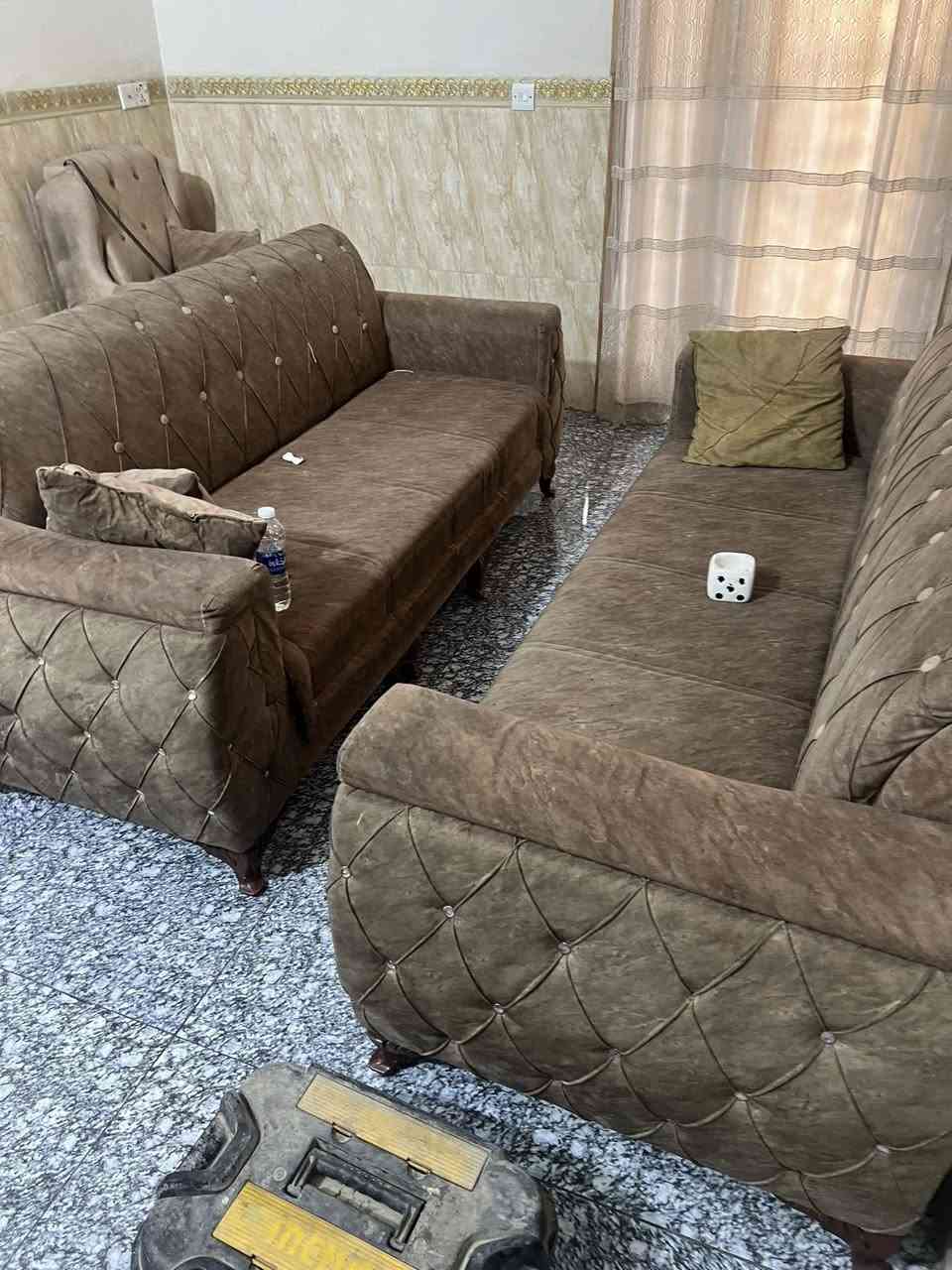 السلام عليكم غرفه نوم مع تخم مع مطبخ للبيع المكان الدوره السعر للكل مليون و٧٥٠


**إذا كنت صاحب هذا الإعلان وتريد حذفه لأي سبب، رجاءا أرسل رسالة إلى الدعم الفني**