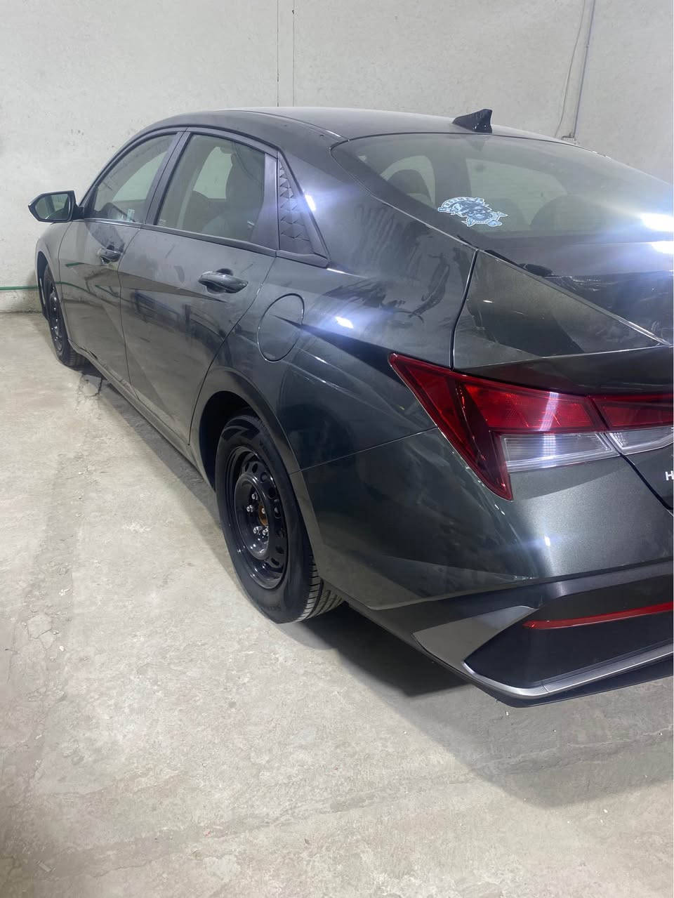 سلام عليكم النترا ٢٤وارد امريكي مسجله  معوقين السيارة جاهزه من كلشي الحادث موجود بل صوره الموقع البصره /***********@ البصرة, العراق
