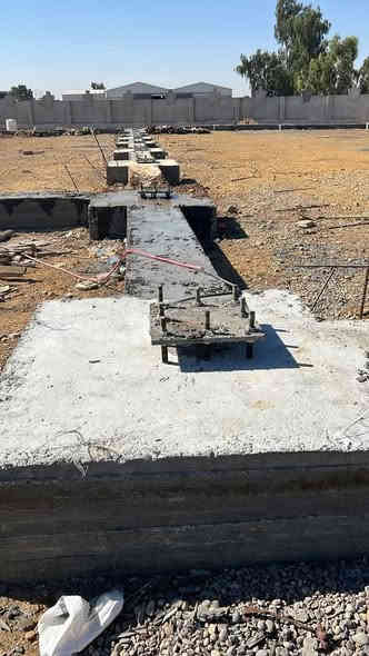 استمرار العمل في مشروع معمل العصائر والمياه الصحية في مدينة تلكيف - الموصل
نصب الاعمدة الحديدية للجملونات مع اعمال تسليح رفت بناية الادارة الخاصة بالمعمل
مكتب الرواد الهندسي 
موصل - حي النور
للتواصل الاتصال بالارقام
***********
***********
***********
