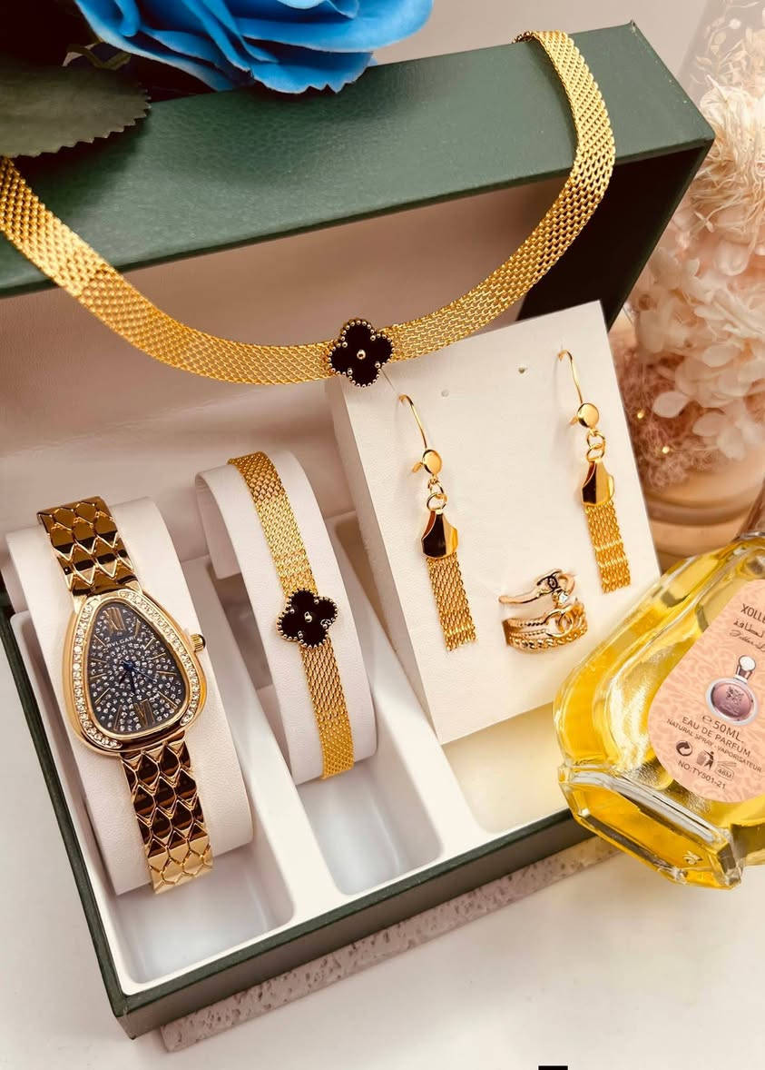 لأنكِ تستحقين دلالاً لا ينتهي..
مع ساعات الاناقة نقدم لكِ بكج ساعة متكامل ساعة+سلسلة+سوار+حلق +محبس+تراجي
ومع كل بكج🕜 نسائي  تطلبه، يوصلك عطر هدية مجانية 🛍️⌚للاستفسار مراسلة الصفحة او واتساب ***********
