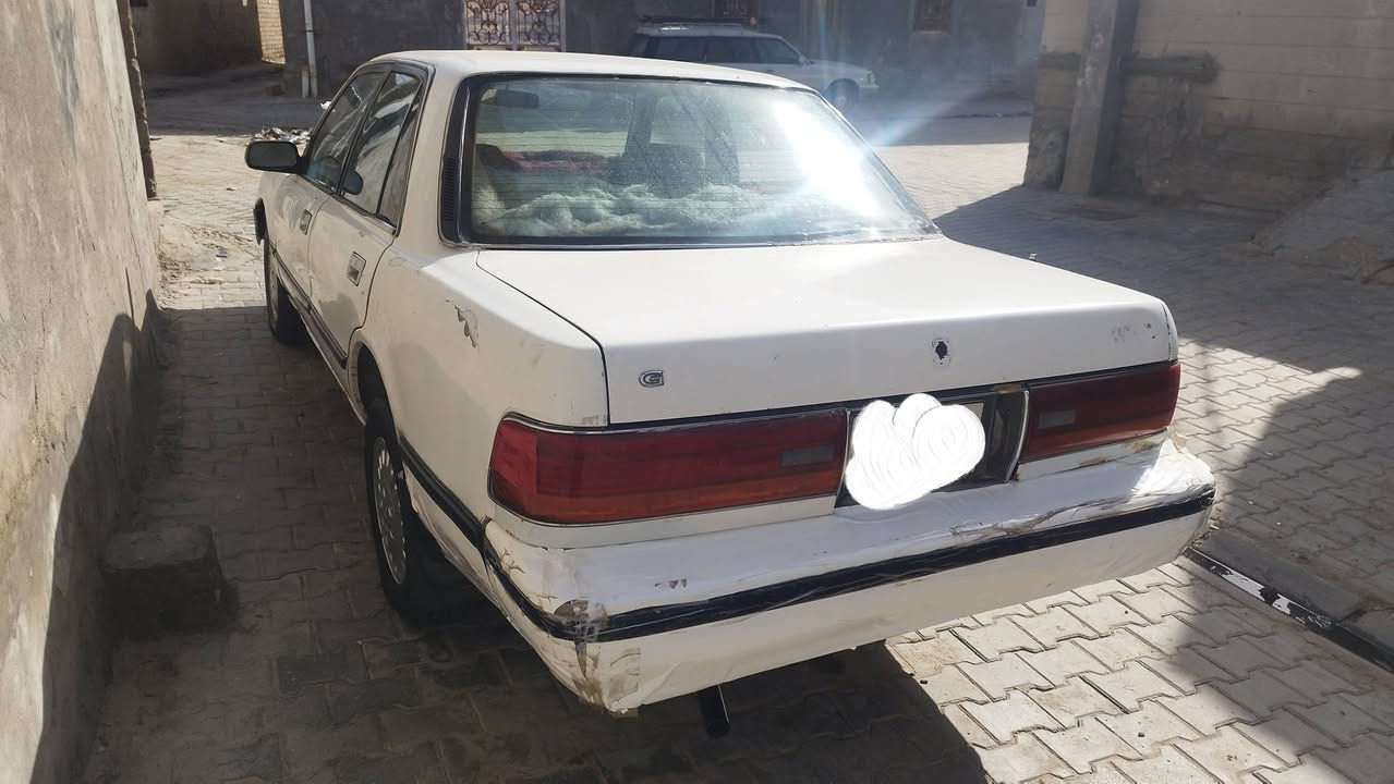 سلام عليكم كروسيدا للبيع سياره يسرا بلاد 4سلندر يعني ماكو صرفيه سياره تحتاج بس صبغ فقط مكان بصره رايده 40 موجود مازنجر ***********وتساب فقط
