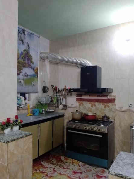 للبيع في سامراء حي معمل الادويه العماليه من جهة الوانم دار سكن طابقين مساحته 250م شارع 10م يحتوي على 4 غرف نوم واستقبال وصاله كبيره ومطبخ حار وبارد وحديقه وگراج البيت شغل جناي عالي عن الشارع السعر خاص رجاءا للاستفسار الاتصال على الرقم *********** ابو بركات الدراجي عقارات الحاج فاضل زهدي
