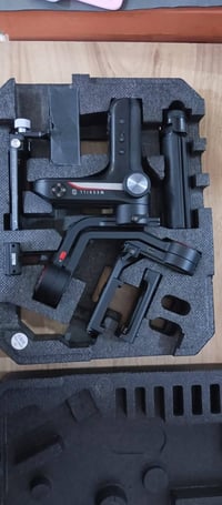 رونين ويبل اس • شغال • اغراض كاملة