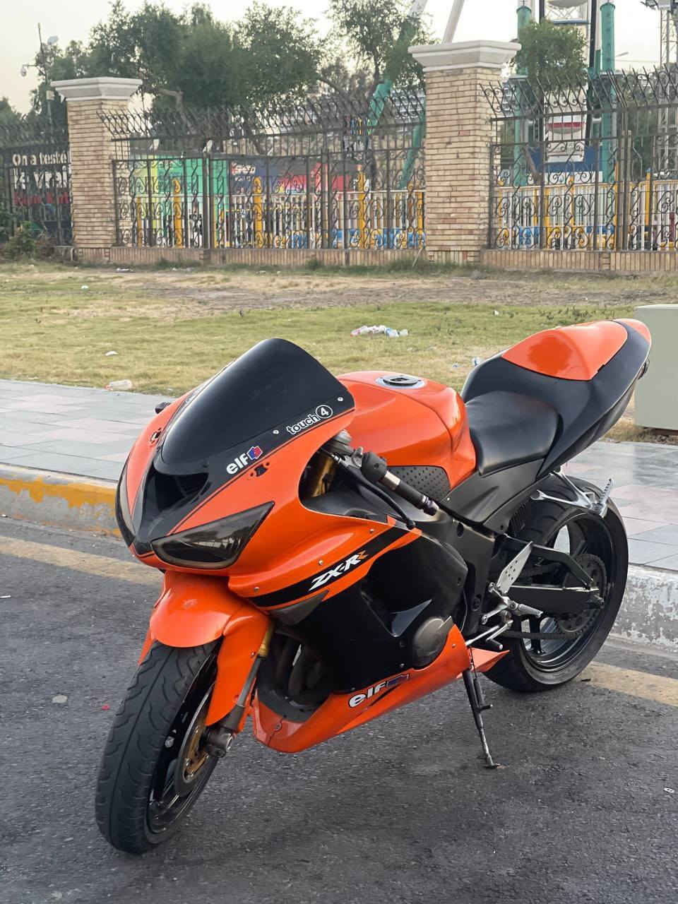 السلام عليكم كاوسكي 636 أوراق كامله حته كمرك مدفوع الدراجه بلاديه  ماشيه 38 ألف  السعر 27 وبيها مجال ***********  واتساب مكان بغداد جسر ديالى  (للبيع أو مراوس بtmax )
