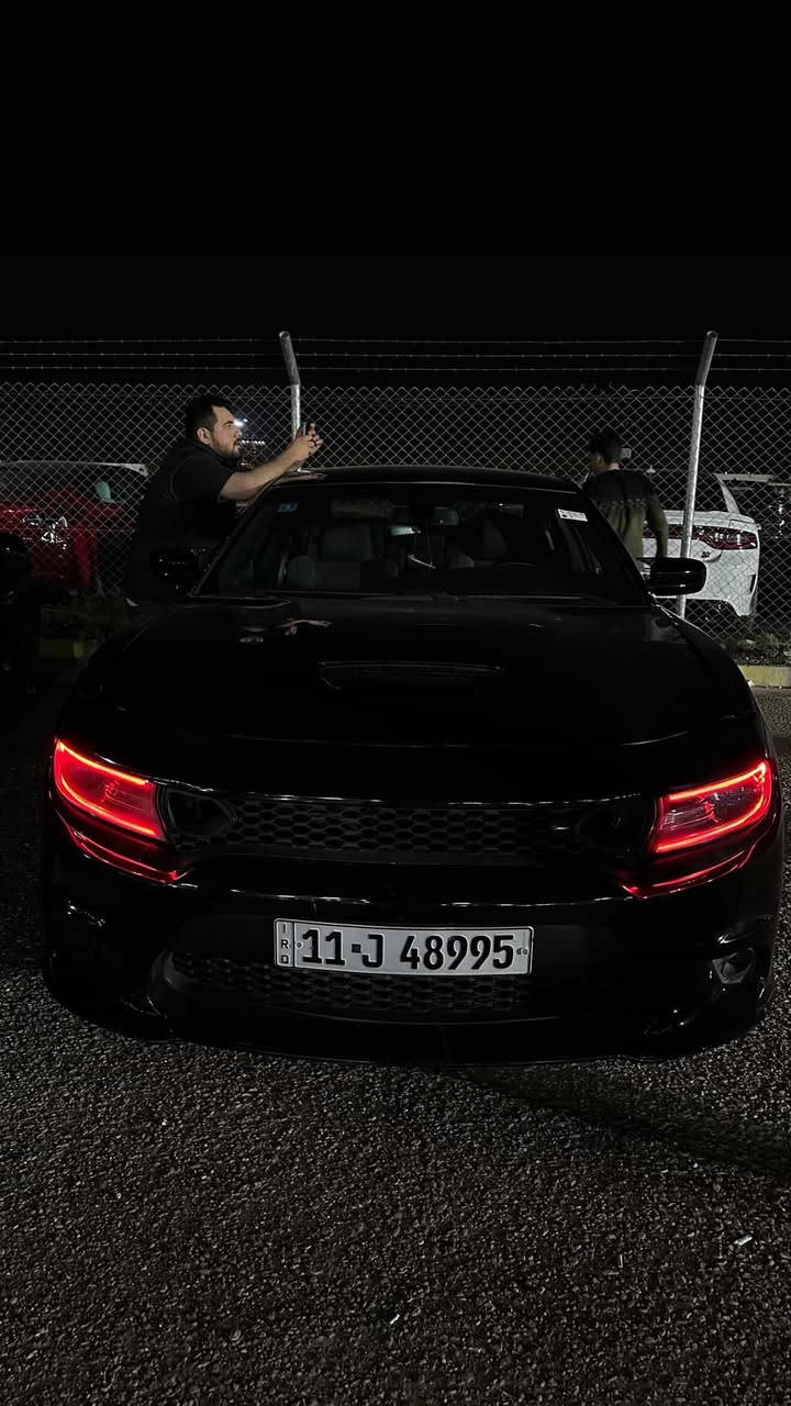 السلام عليكم الحلال للبيع 
دودج جارجر ارتي
2022 لون اسود
سياره بدون شواصي بدون لغود كفاله كير مكينه
كلشي بشرط الفحص 
جاملغ خلفي بارد
وبنيد مبدل 
مكاني شارع فلسطين 
***********
28500$وبيها مجال وتعرفون اسعار ال22 فوك30الف الموشراي ليتعبني فدوه
