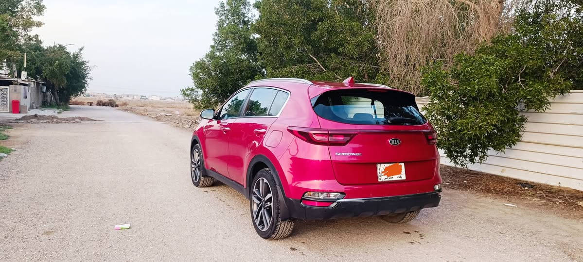 🚗 للبيع كيا سبورتاج 2020
🔴 اللون: حمراء
🌍 المواصفات: خليجية / سلوفاكية – فئة بيسك
🏢 الوكالة: الدولية
🪪 الرقم: بغداد
⚙️ المحرك: دوش 2000 سي سي
🛞 التايرات: جديدة فيتنامية ماخذها قبل 3 أشهر
📏 المسافة المقطوعة: 120,000 كم
المميزات:
✔️ قمّارة حديد
✔️ مرايات شفط
✔️ تبريد قطعتين
✔️ شاشة بلادية
✔️ كامرة خلفية
✔️ حساسات
⚠️ ملاحظة:
يوجد شخط بسيط من الجانب – موضح بالصور بكل أمانة.
💰 السعر: 19,800 دولار
📸 الصور متوفرة
📞 للجادين فقط، التواصل خاص / اتصال
***********
