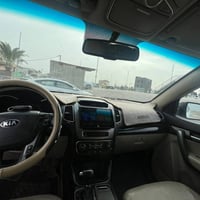 سورنتو ٢٠١٥ • ٧ راكب • ٦ سلندر