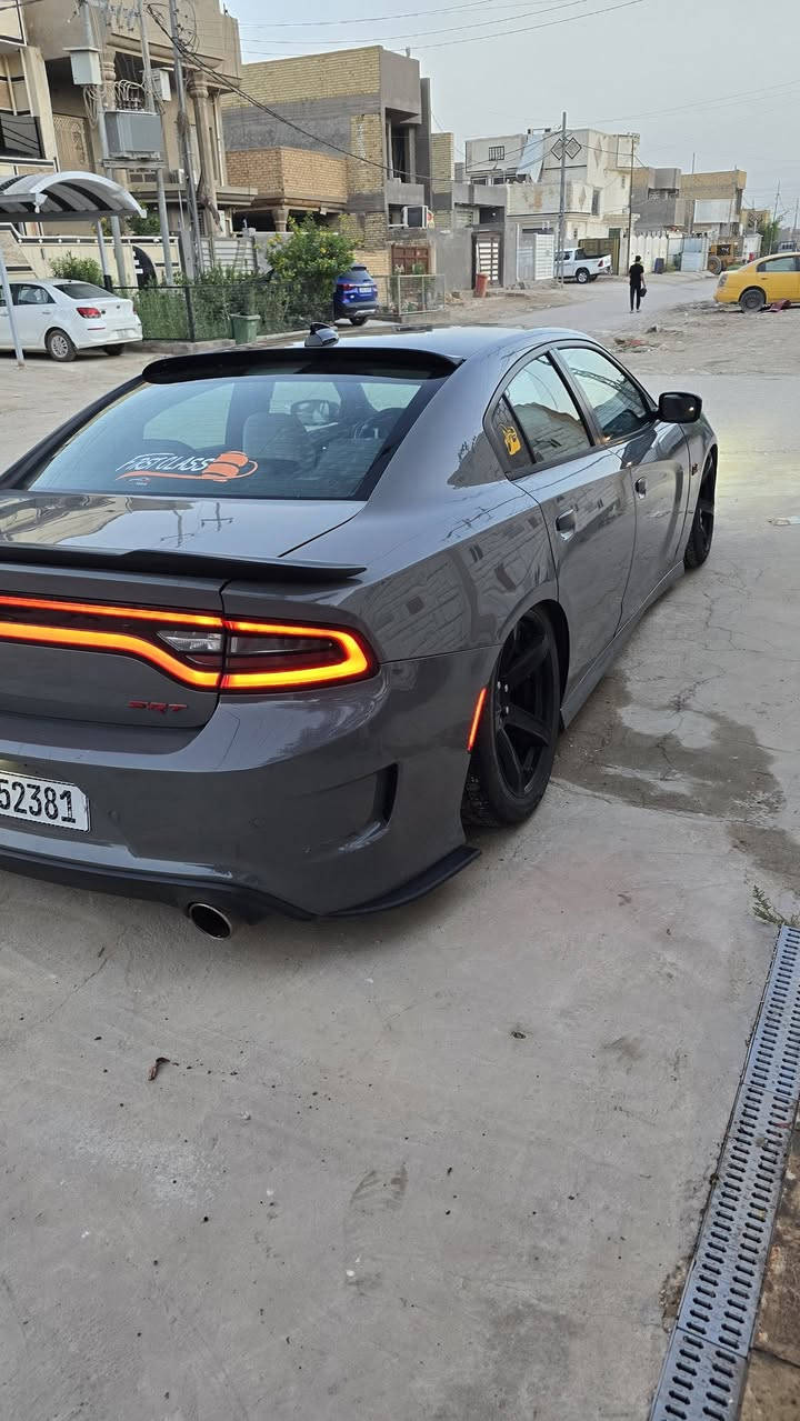 السلام عليكم
للبيع فقط
جارجر  SRT سكات باك  تو كلر  قماره اسوده اصل  موديل 2018 

فول مواصفات عده رادار الامامي

مواصفات سكات معروفه بس راح اذكرهن
فتحه 
شاشه كبيره
كشنات تدفه تبريد والخلفيات  تدفه
رادار مري
مري قلاب عند الرجوع
كامره دوار
فجوج برمبوا
كشن خزن ميموري
حساسات خلفيه
كشنات كهرباء
من الاخير سياره فول 

حادثها مال أمريكا 
بنيد فقط وصور من ضمن المنشور / هنا بالعراق صار بيها باب صبغ بدون دواخل شرط وسونار منشور من ضمن الصور

بالنسبه بيها محرك جديد مشدود العام منضف كور فقط

الإضافات 
جكات s2
ويل خسفه قويه تو زايز 
لد متغير عن طريق موبايل
كزوز ريمونت 

ملاحضه شاصي فقط بدايه القاعده مال بدنه فقط مصلح اقل الشبر واضح صور امريكا  بحيث للراديتر ما واصل

السعر 200 وبيها مجال 
عنوان سياره
بابل 
***********
