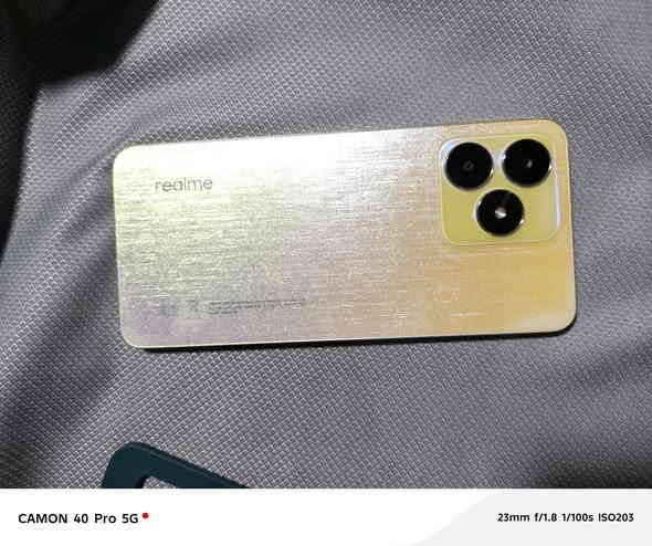 السلام عليكم
جهاز للبيع 
ريلمي c53
جهاز نظيف جدا 
ذاكرة 128
بطارية 5000mAh
مع شاحن اصلي 33 واط 
وكفرات اثنين 
السعر 110 الف وبي مجال 
للإستفسار في الخاص او الاتصال 
***********
***********
العنوان الخضرانية
