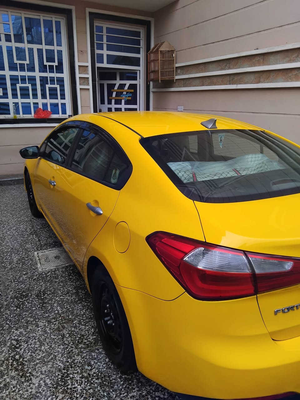 سلام عليكم فورتي ٢٠١٤للبيع مكفوله حادث دعاميه نص فول السعر١١٥$ وبيهه مجال للإستفسار اتصال عالرقم***********
