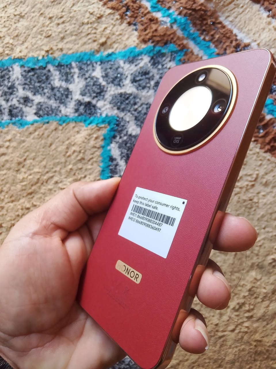 سلام عليكم شباب تليفون جديد مستعمل ١٠ ايام فقط نظافه 100\100 سعره ٣٤٠ الف والشراي بي خير ويدلل رقم تليفون ***********
