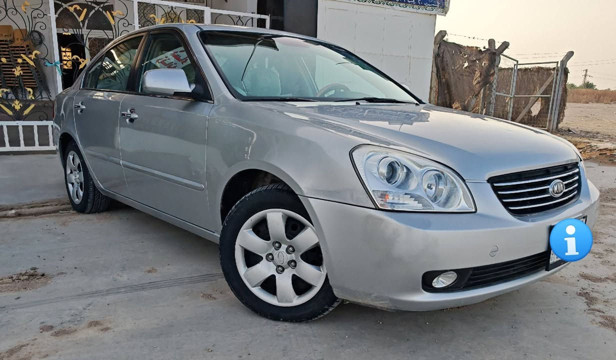 اوبتما وارد امريكي 2008 رقم بغداد 
محرك 2400 دوش 
سيارة ماشية 200 حدادية جديدة تبريد شغال تدفئ كير محرك خير من الله 
سونار مرفق مع صور ***********
