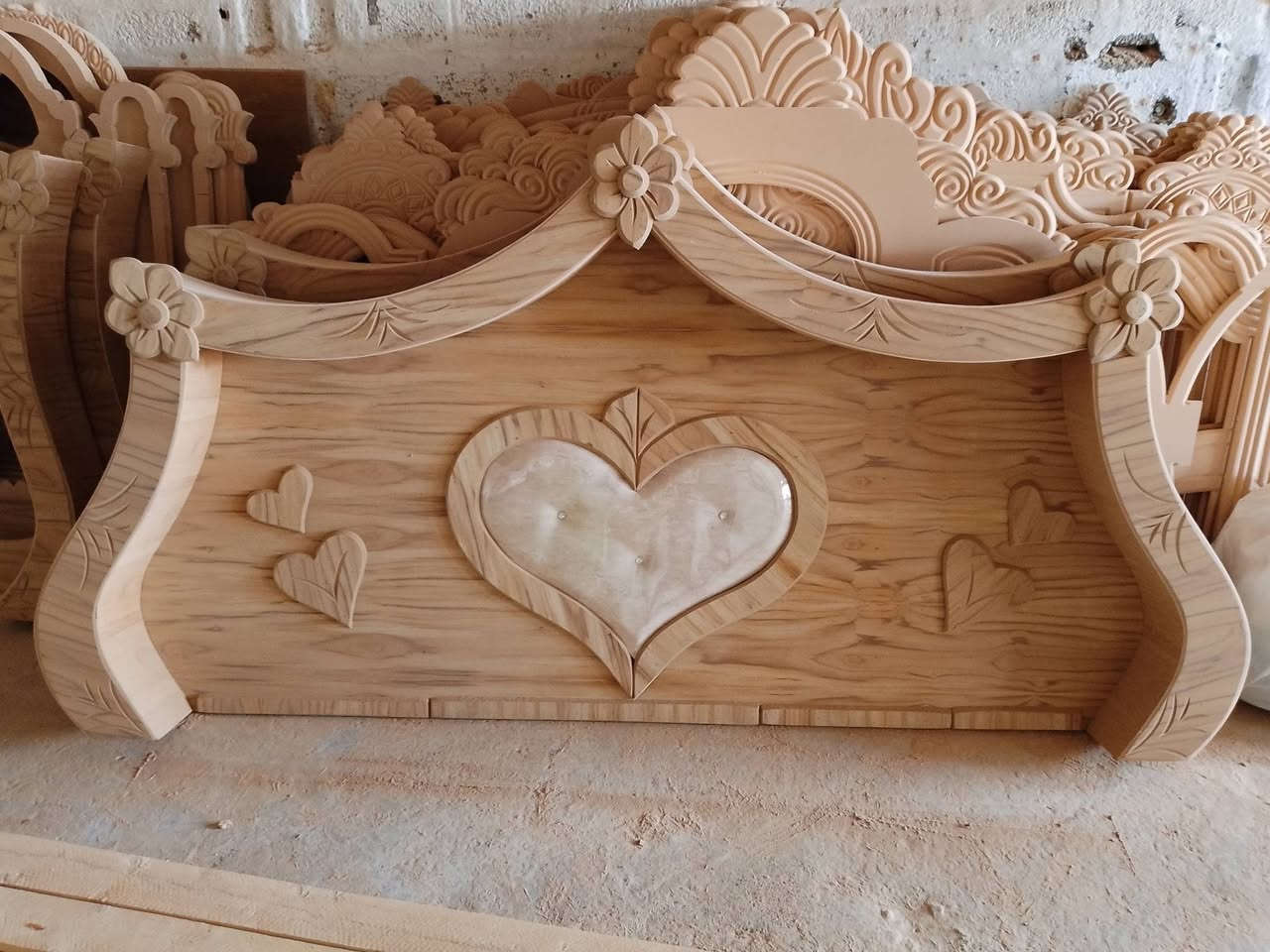 توج خيمة
العنوان ديالي 

*********** واتساب
