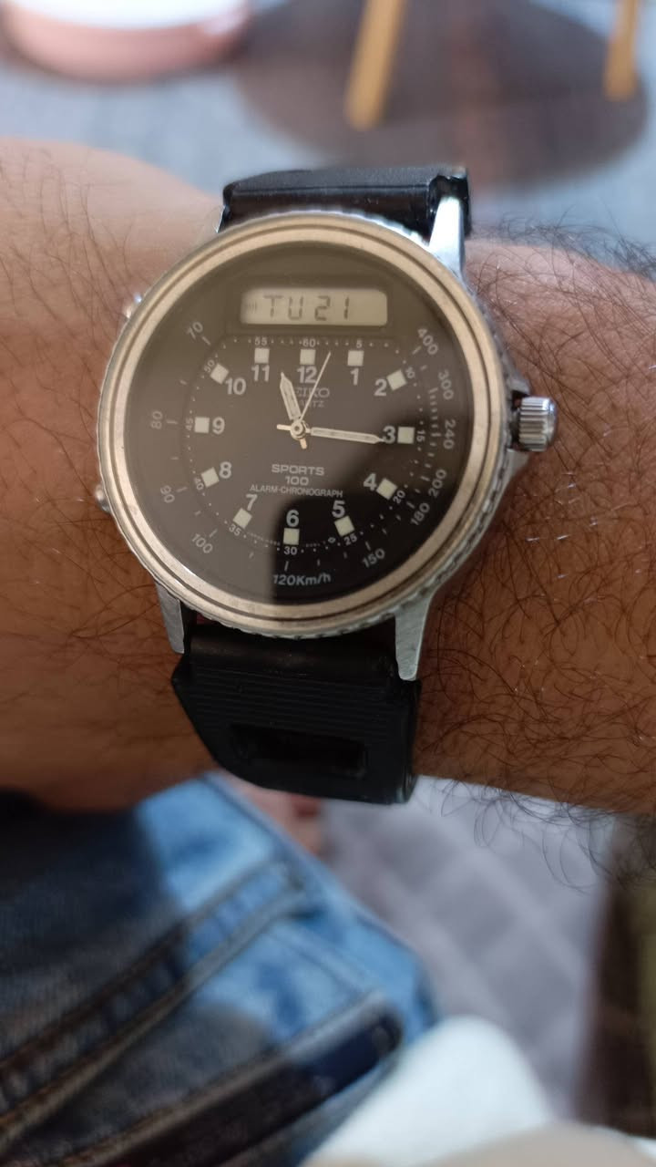 Siko sport.            نوادر السايكو#   
دبل تايم 

قطر ٤٠

كلها بلاد 

سير معلم


**إذا كنت صاحب هذا الإعلان وتريد حذفه لأي سبب، رجاءا أرسل رسالة إلى الدعم الفني**